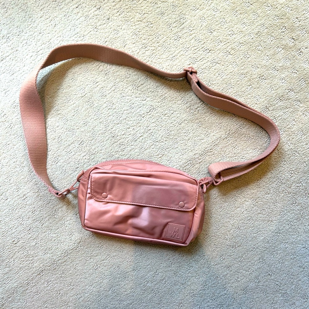 NWOT Madewell nylon camera bag